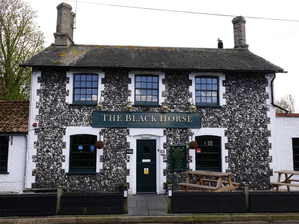 Photograph of the Black Horse Pub in Melbourn