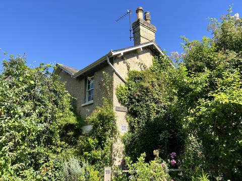 Photograph of the Crossing House in Shepreth